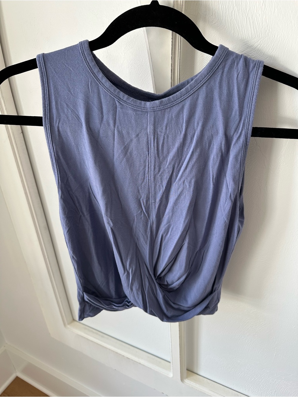 ALO Yoga Women’s Twist-Front Tank Top